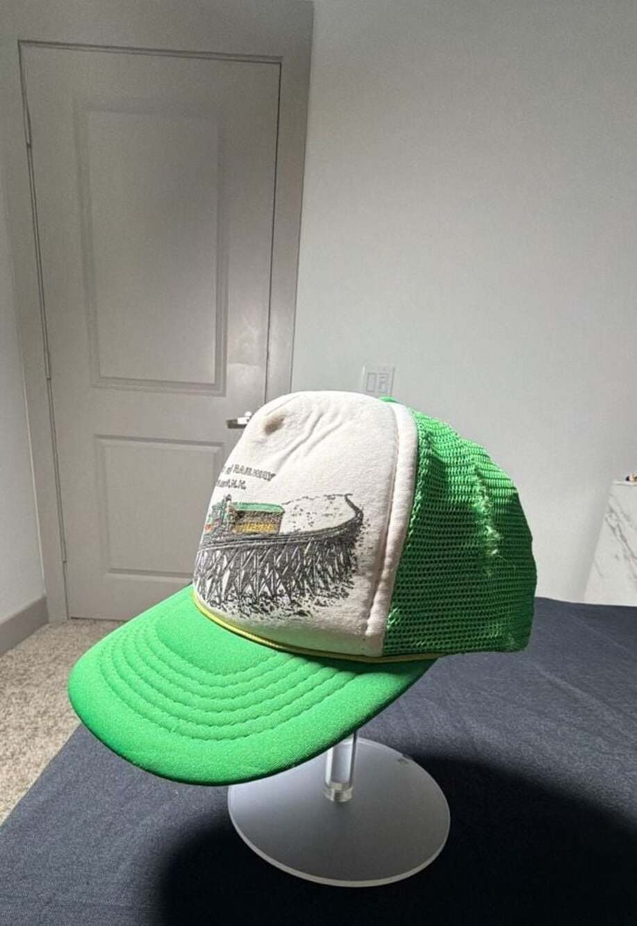 Vintage Mt. Washington Cog Railway Green and White Mesh Snapback Trucker Hat